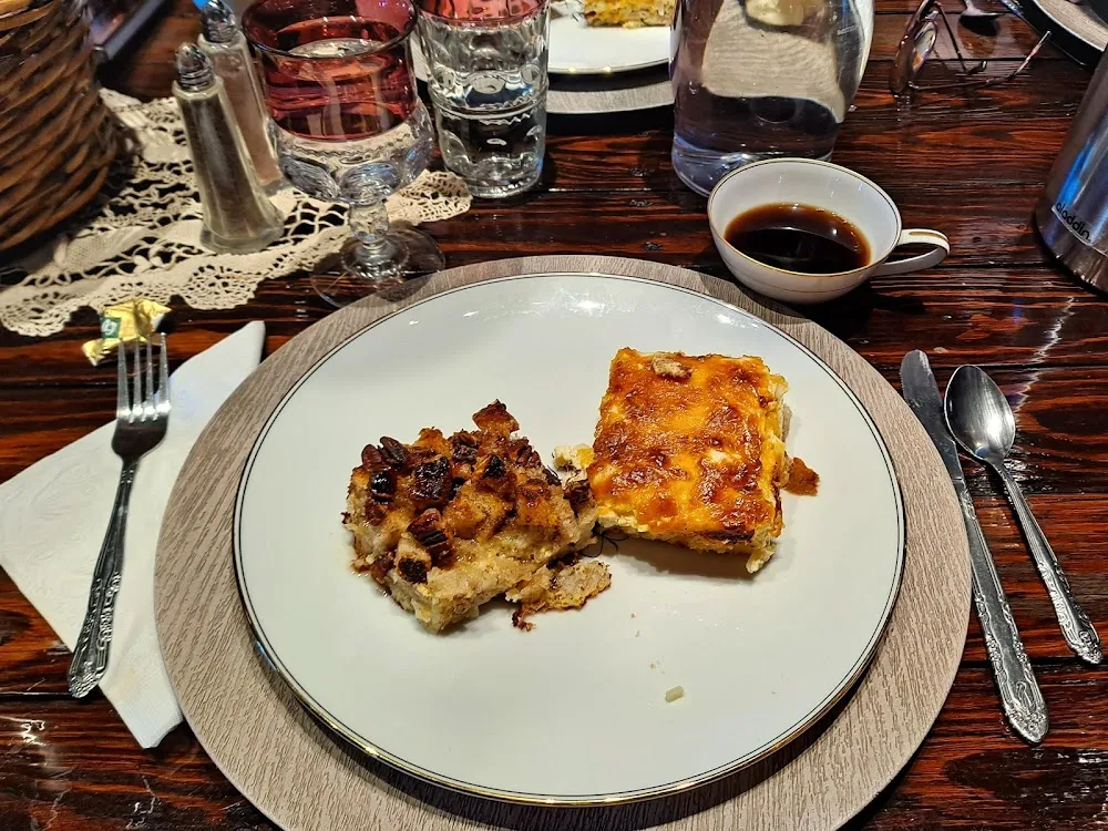 Saloon Bread & Breakfast Quiche